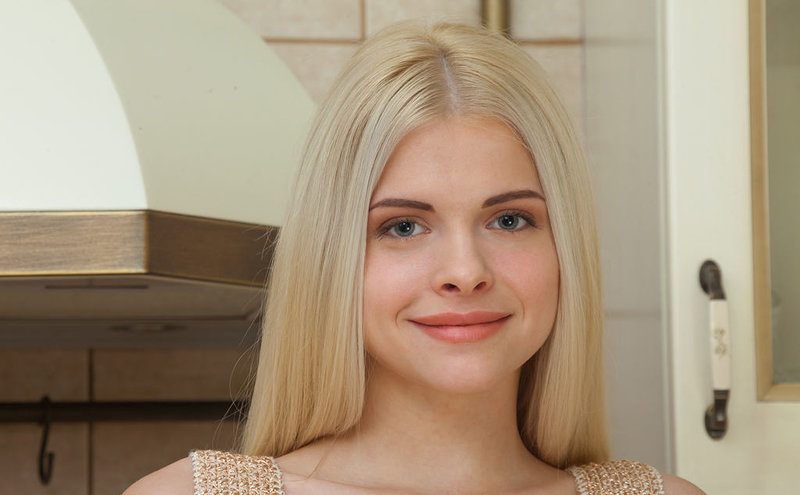 Альбина, 25